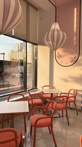 Ұятсыз қыздың суреті