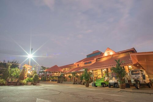 Гостиница Busyarin Hotel в Нонгкхае