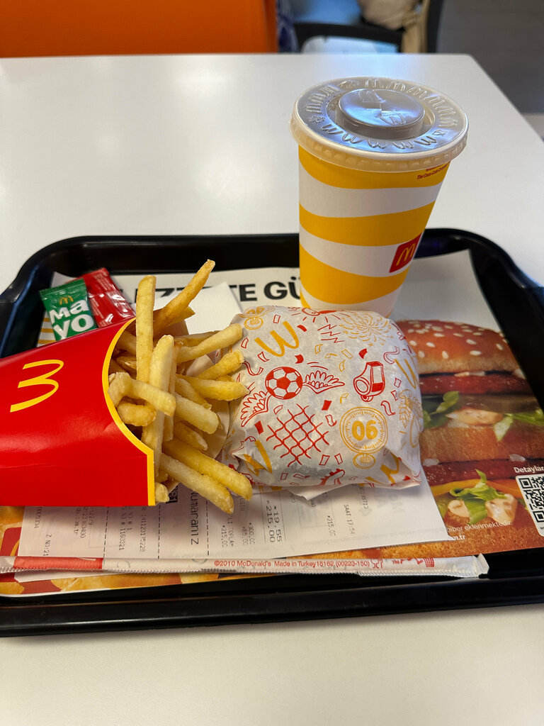 Fast food McDonald's, Muratpaşa, foto