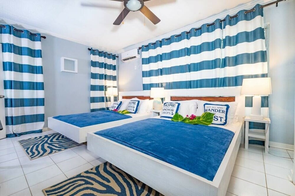 Фото Blue Ocean Village House at Cable Beach