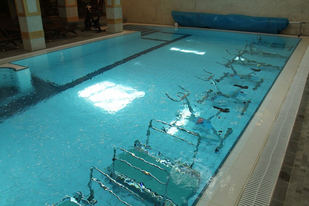 Фото 7 Pools SPA & Apartments