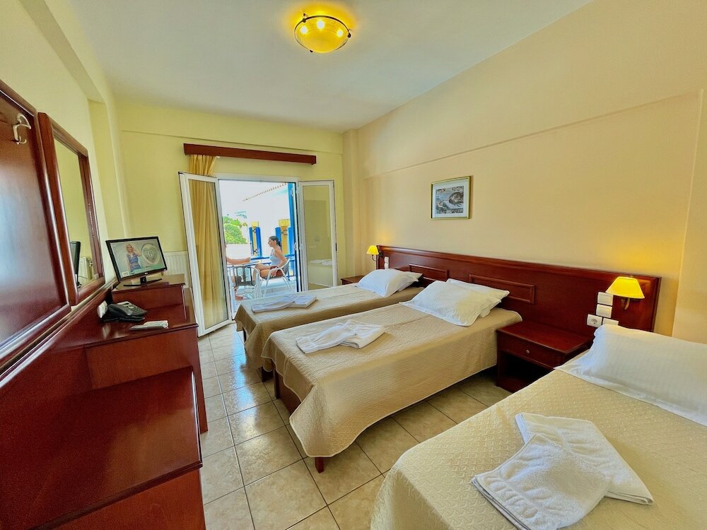 Фото Venardos Hotel & SPA
