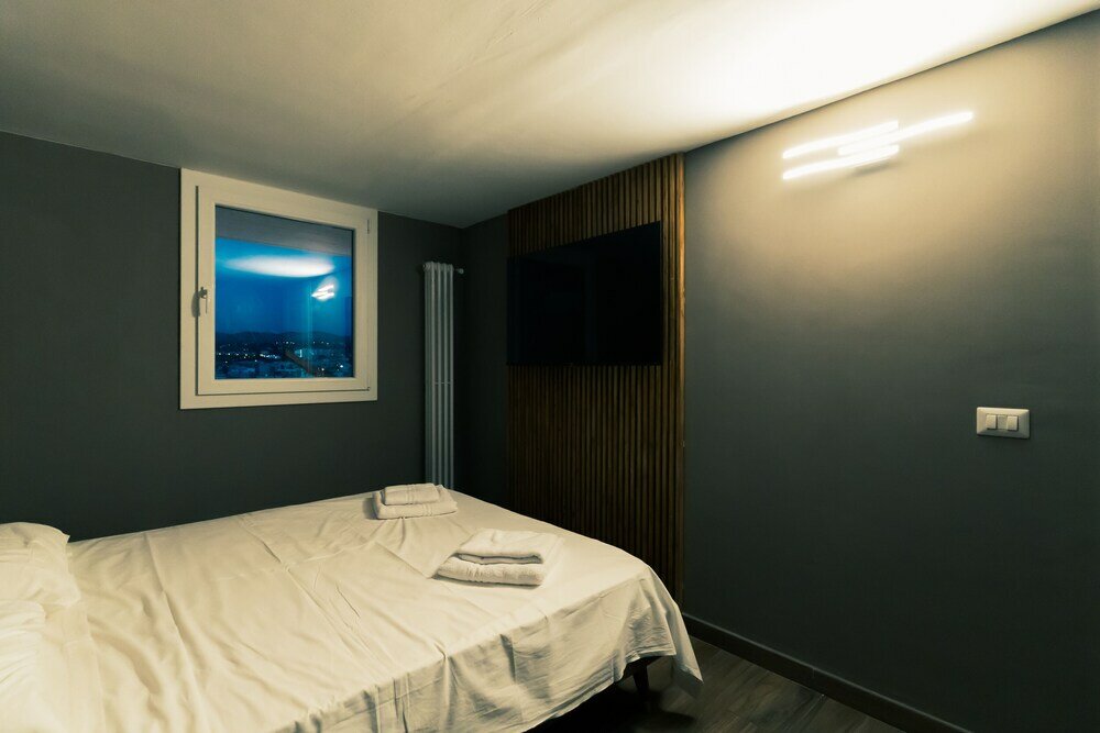 Фото Tower Beach Suite