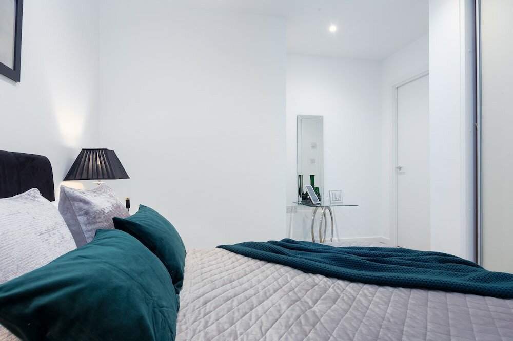 Фото Premium One bedroom apartment City Road Basin