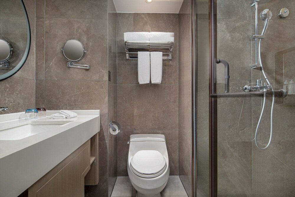 Фото Holiday Inn Chengdu Century City East Tower