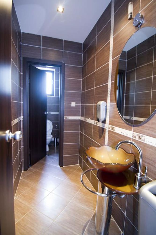 Фото Salena Plaza Hotel