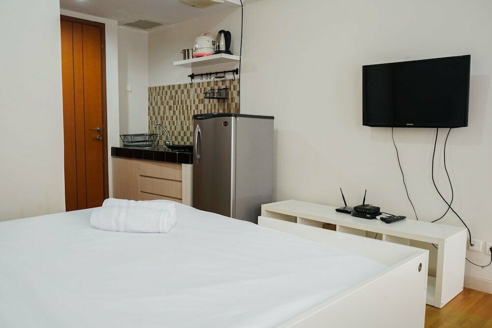 Hotel Modern Studio at Margonda Residence 5, Depok, photo