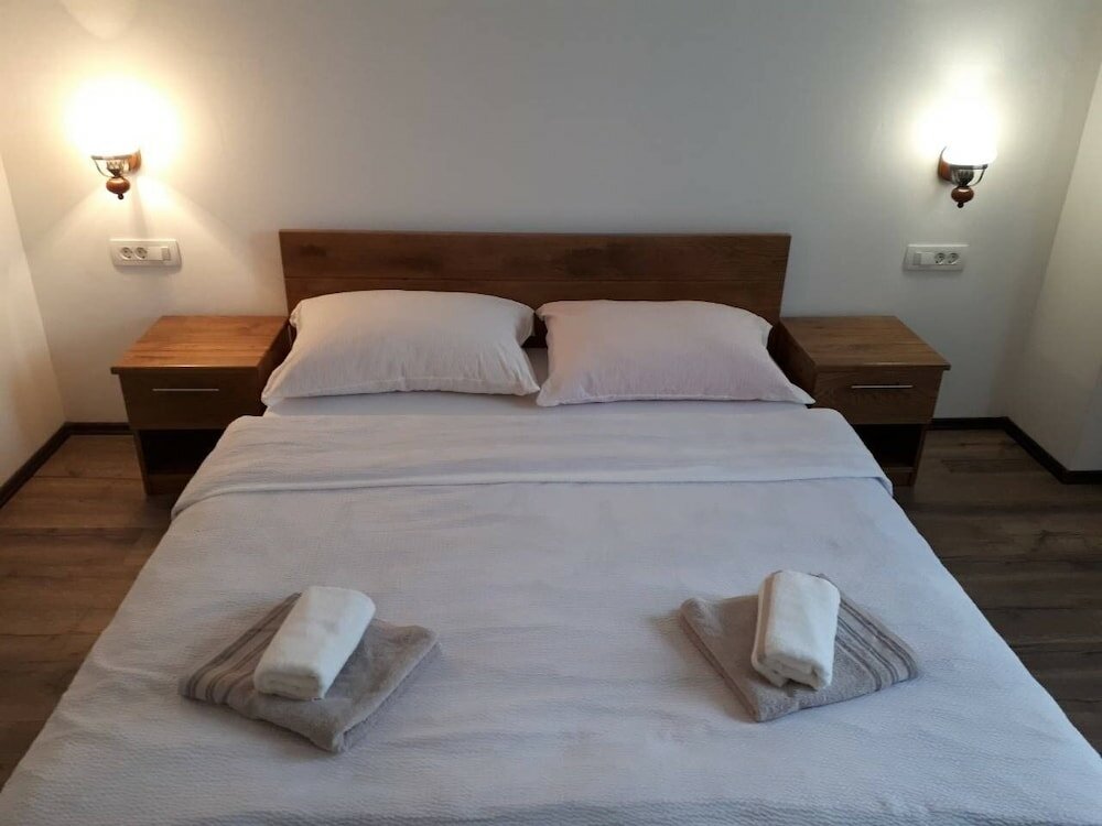 Фото House Flora