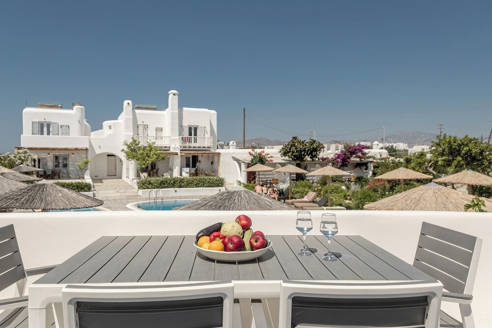 Фото Naxian Queen Luxury Villas & Suites
