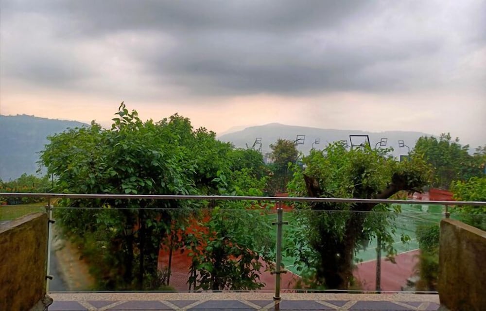 Фото Ravine Hotel