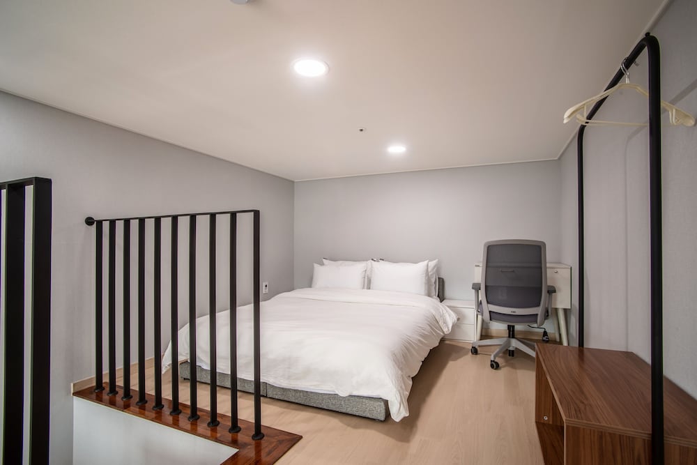 Фото Jeju Centralpark Residence