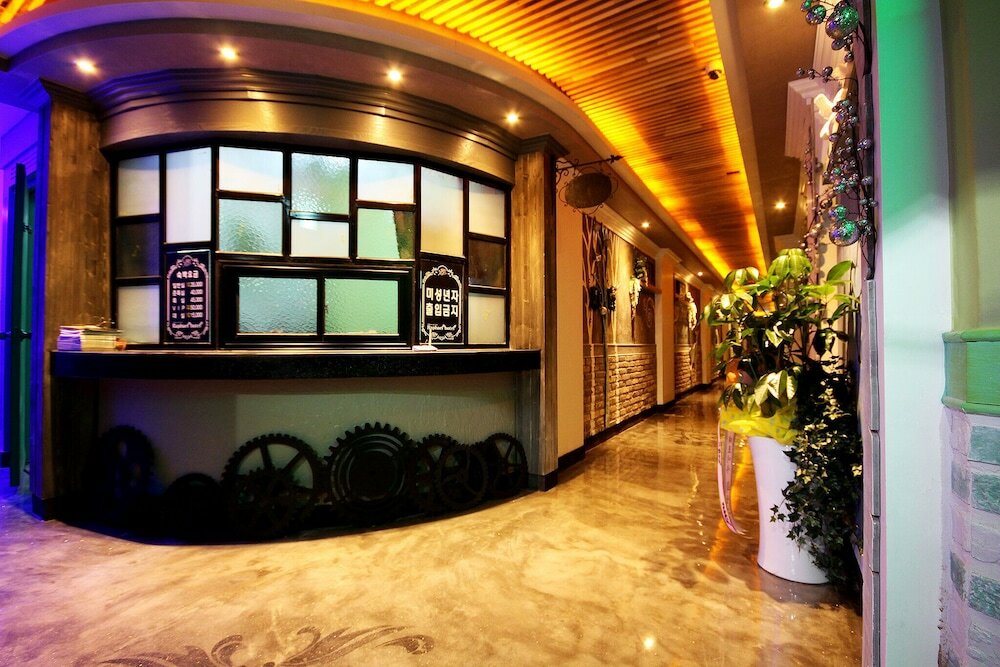 Фото Changwon Sangnam-dong Raphael