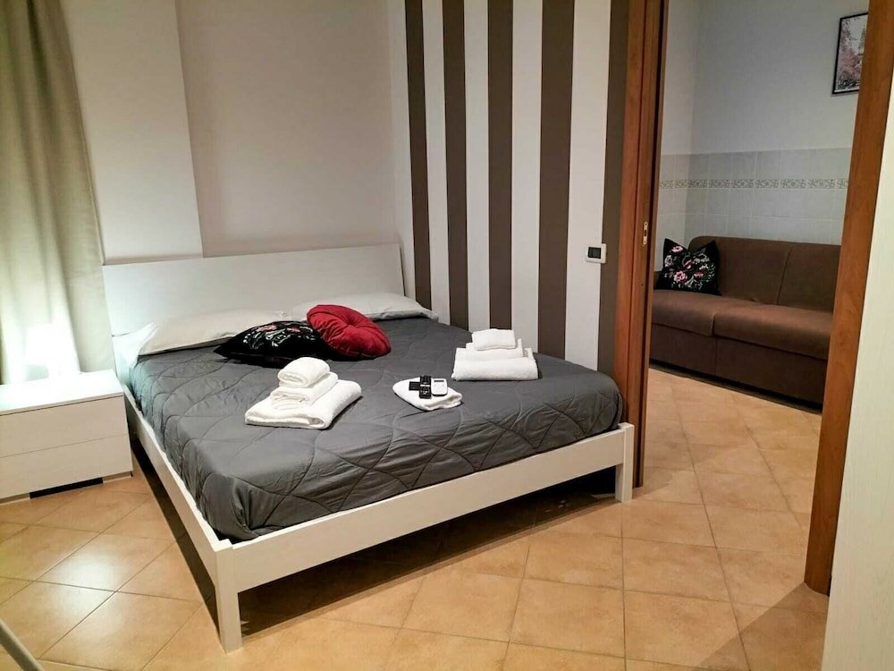 Фото Hh Serravalle