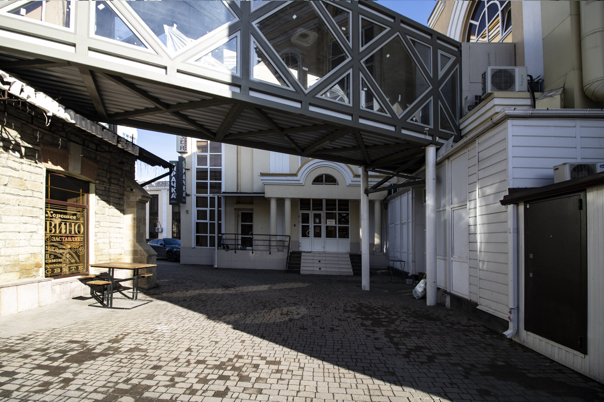 Фото Колизей на Бульваре