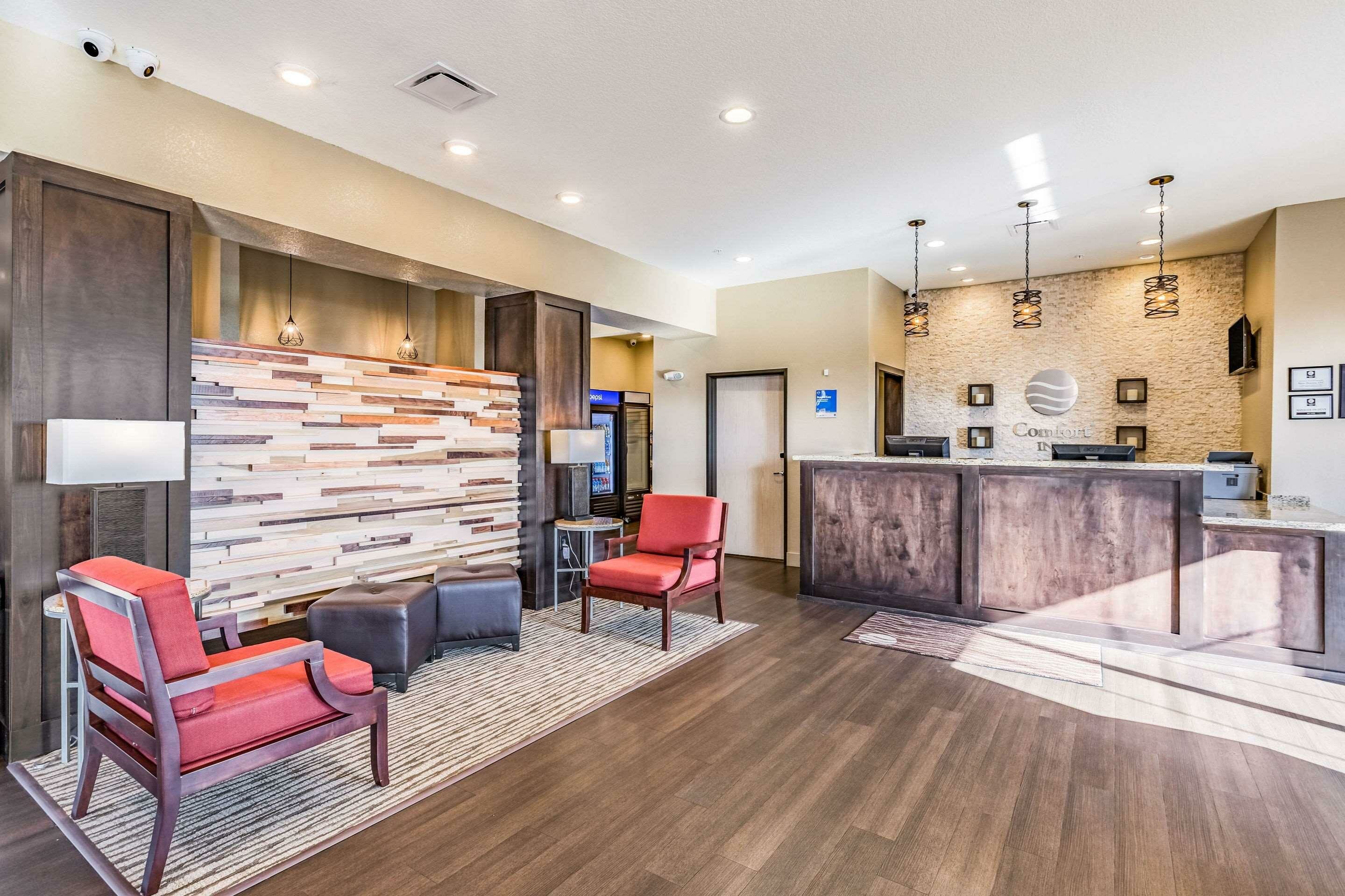 Фото Super 8 by Wyndham Altoona