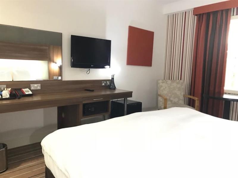 Фото Mercure St Helens
