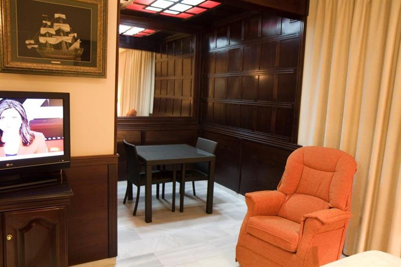 Фото Hotel Las Acacias