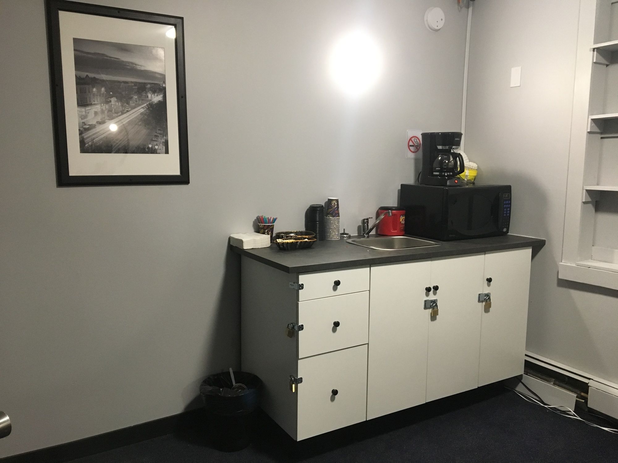 Фото Commercial Hotel