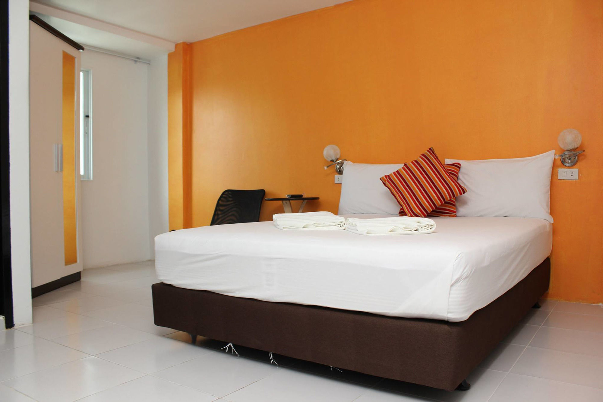 Фото The Chic Boutique Hotel Pattaya
