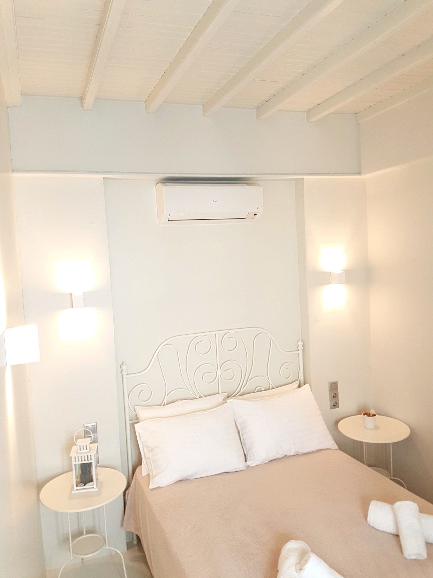 Фото Hotel Lefteris