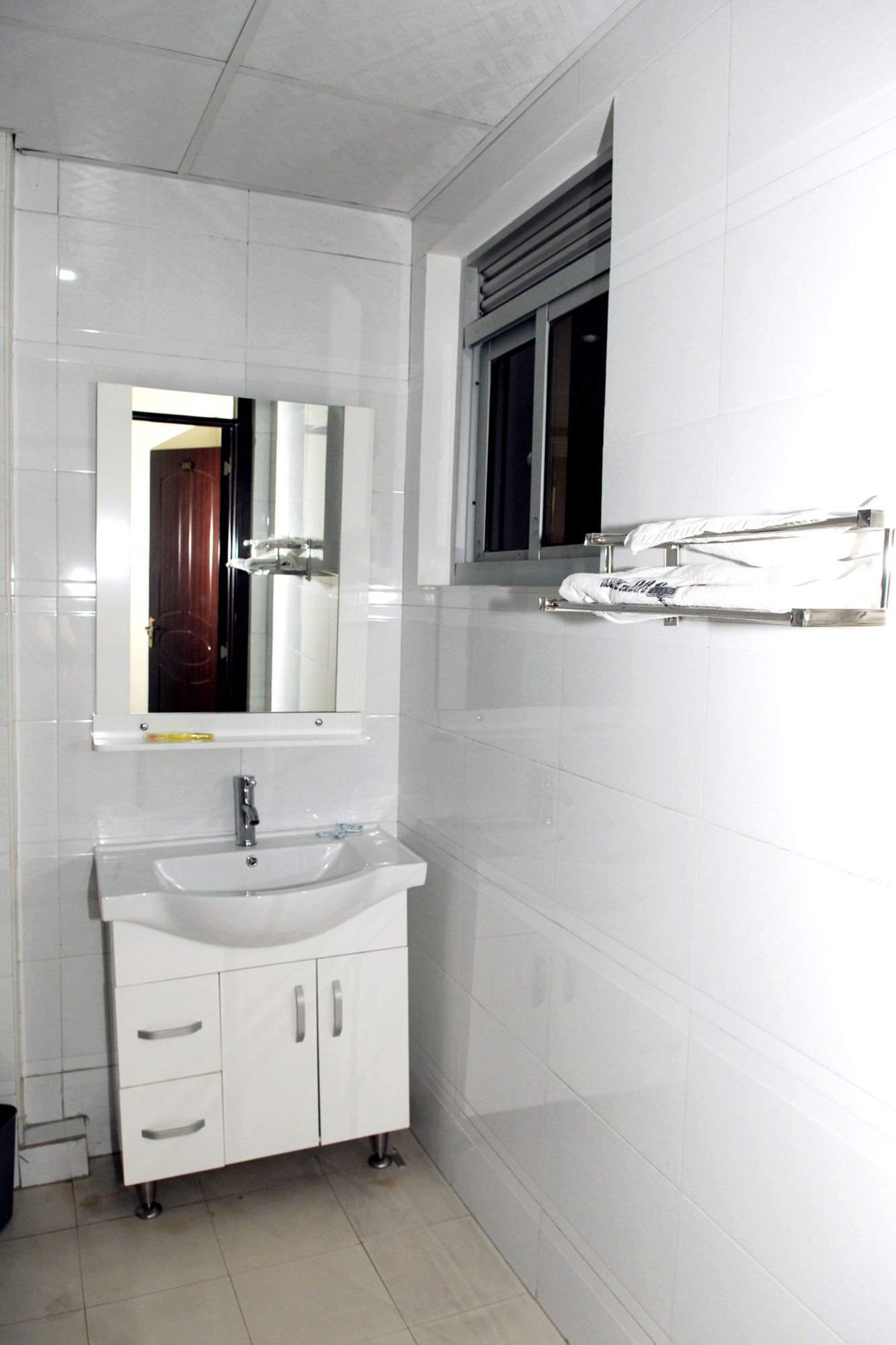 Фото Ravens Hotel