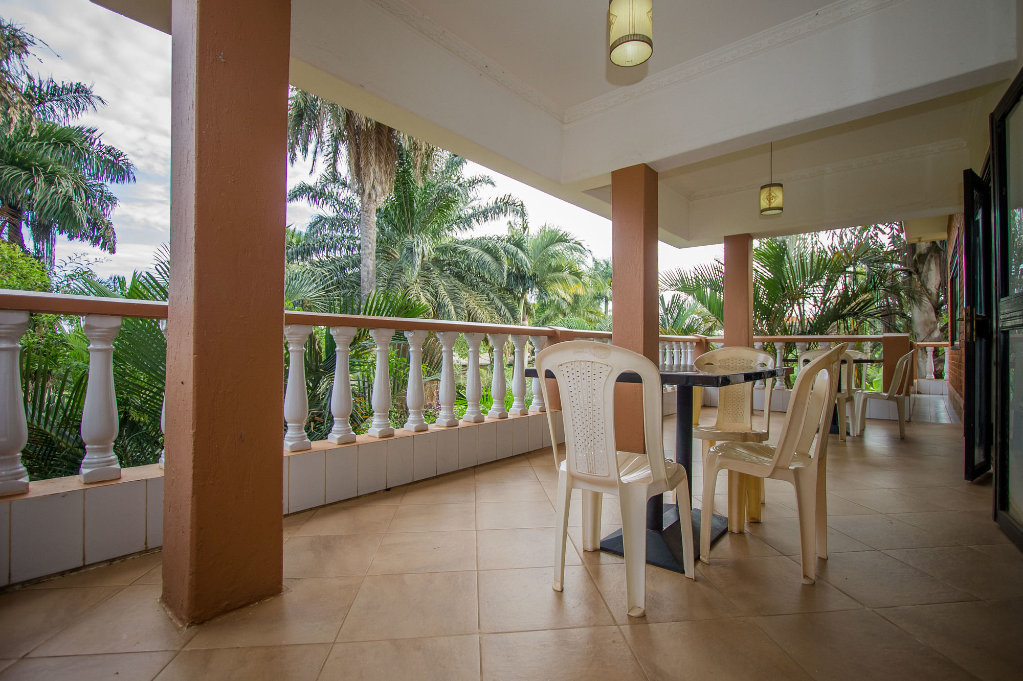 Фото Hibis Hotel