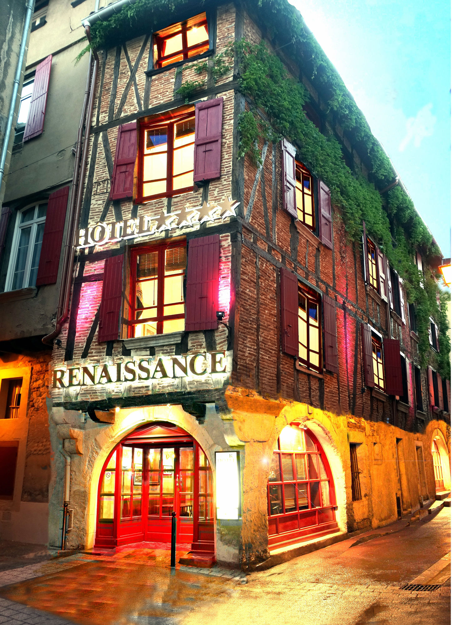 Фото отеля 1