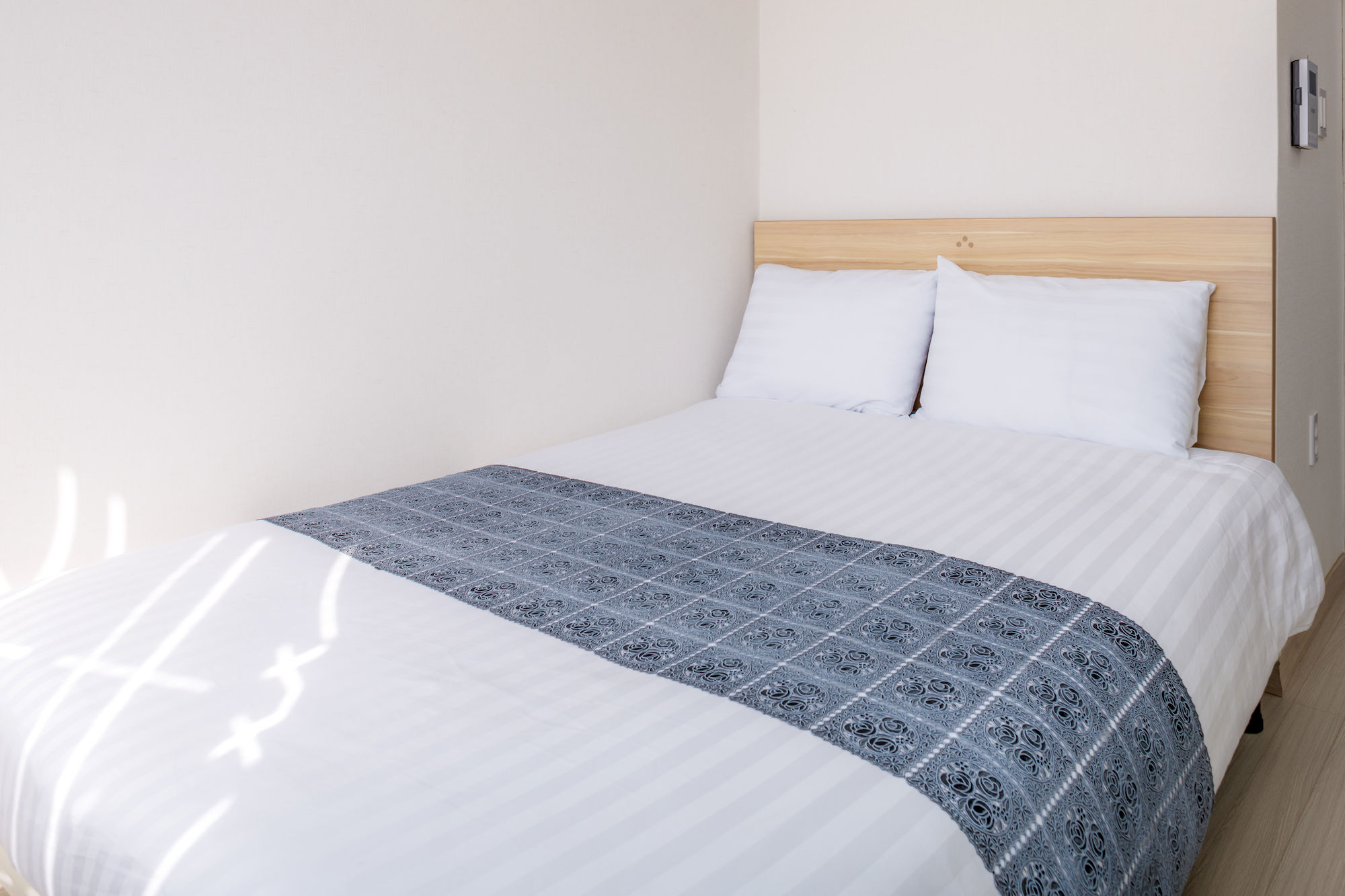 Фото Staywell Hotel