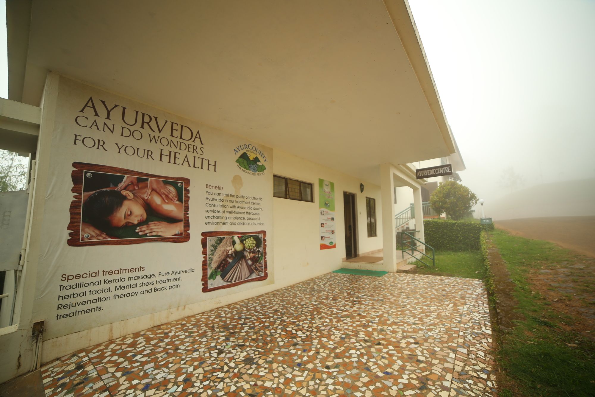 Фото Ayur County