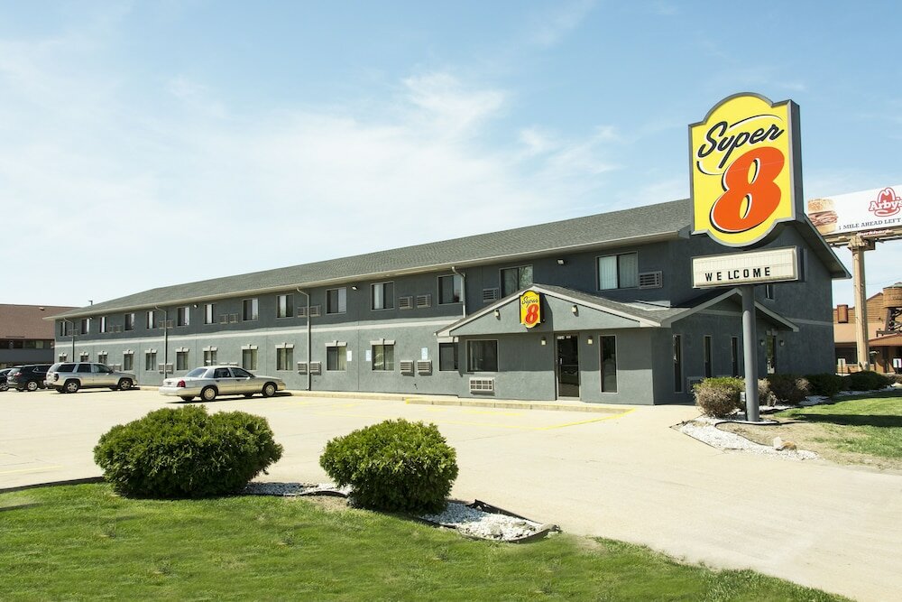 Фото Super 8 by Wyndham Michigan City
