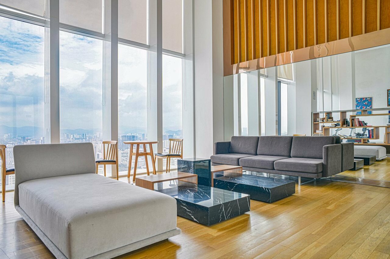 Фото The Hollwood Suites at Platinum