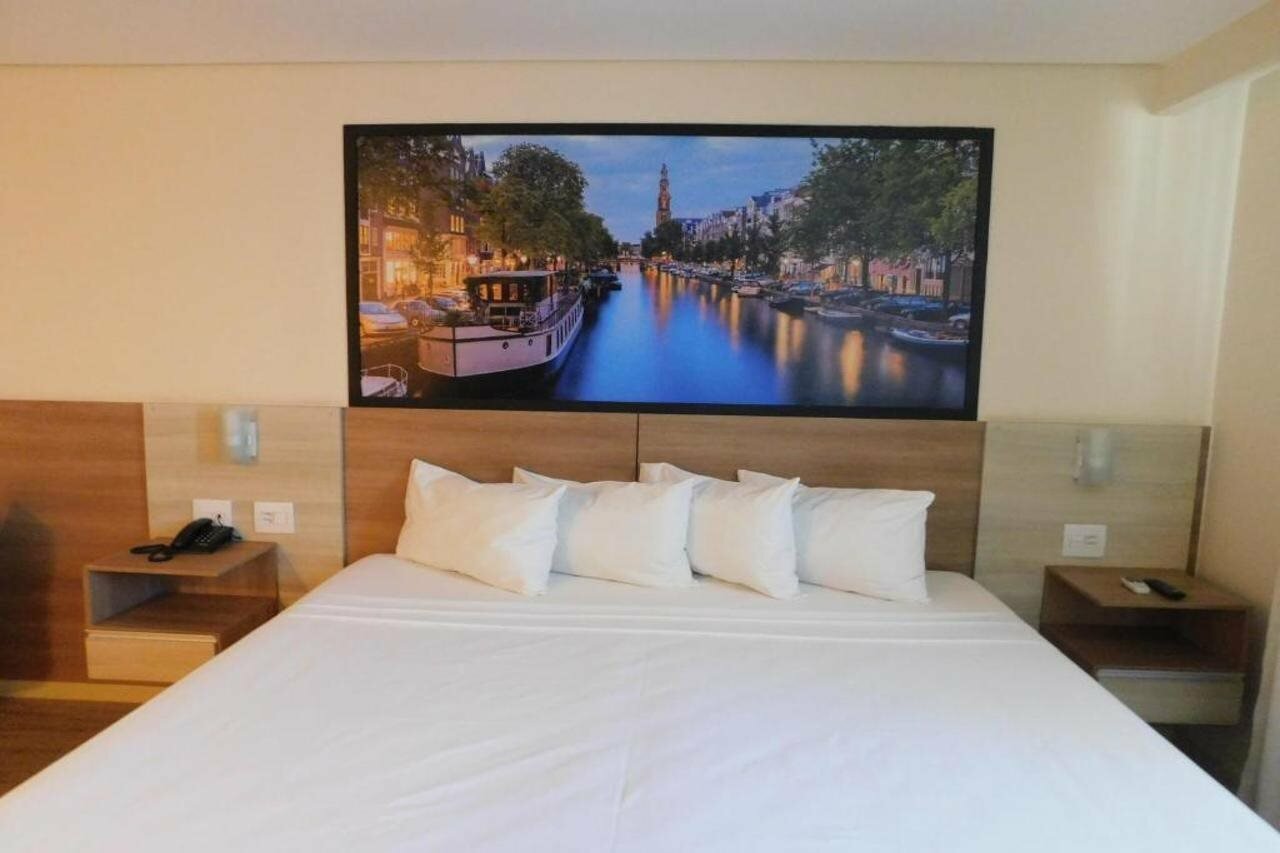 Фото Hotel Amsterdam Montes Claros