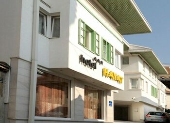 Фото Hotel Hayat