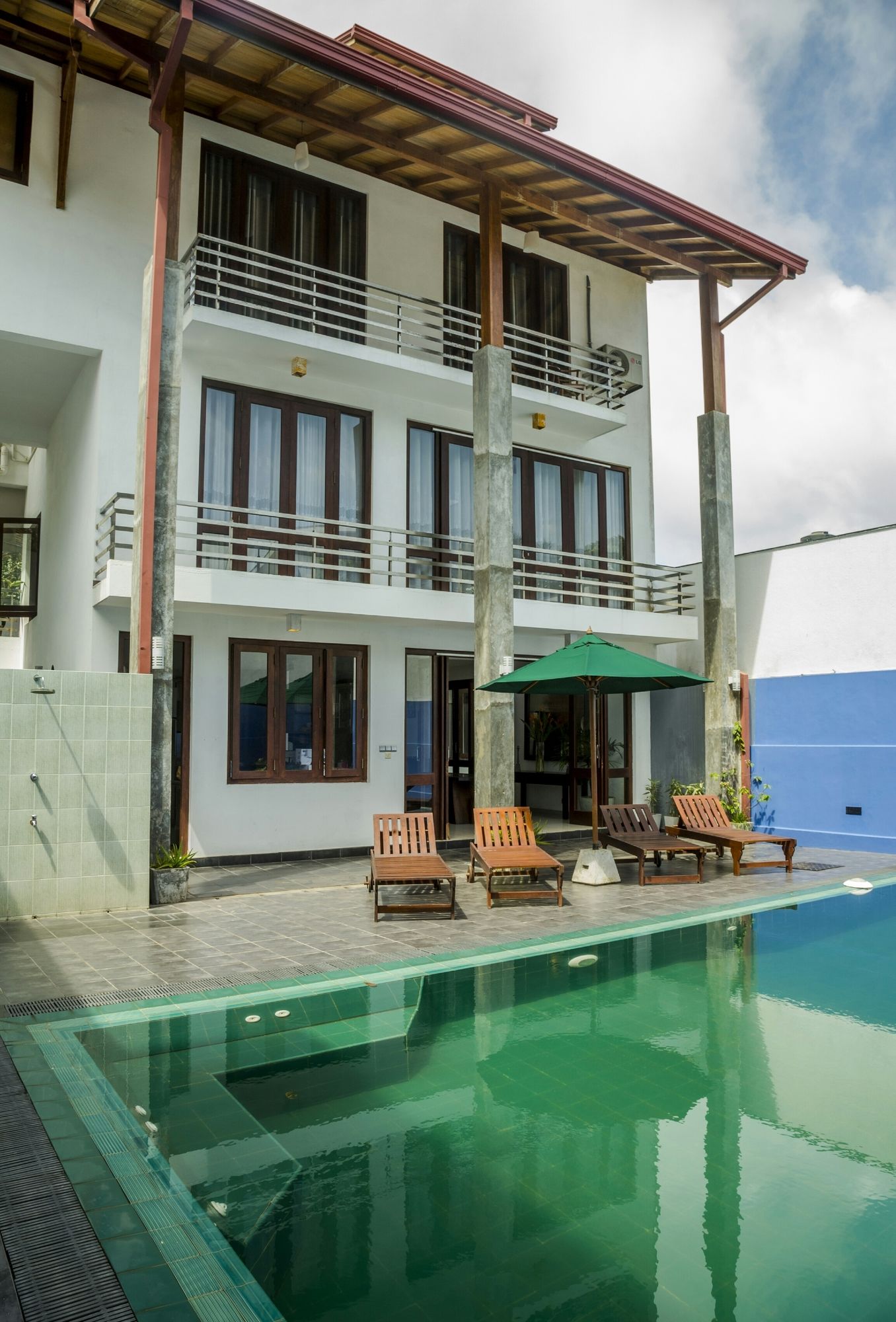 Фото Villa Upper Dickson