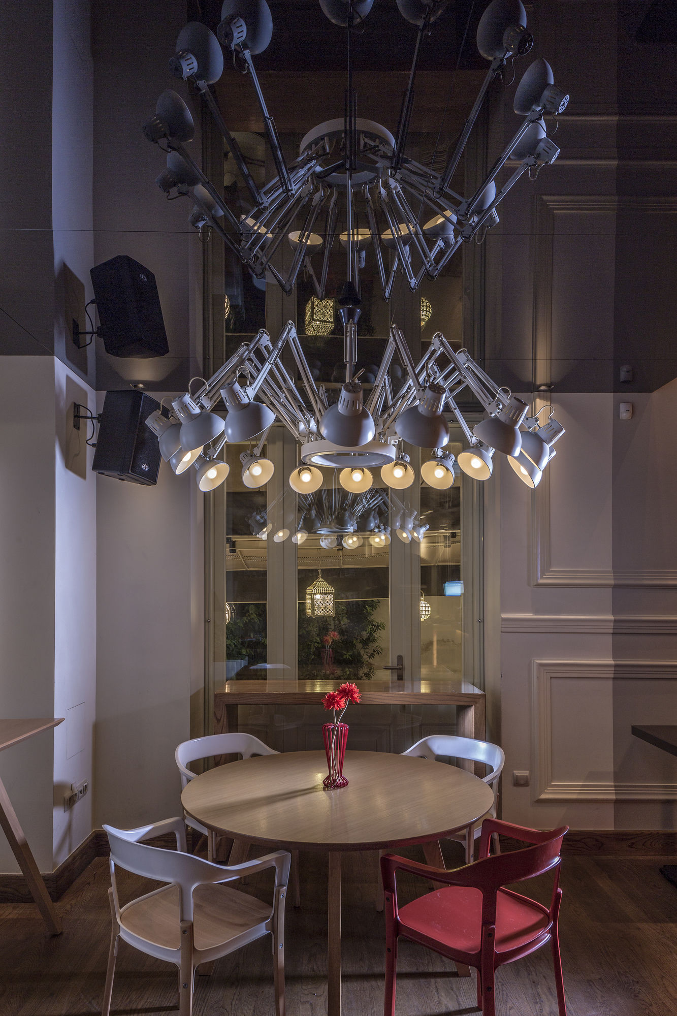 Фото 3Sixty Hotel & Suites