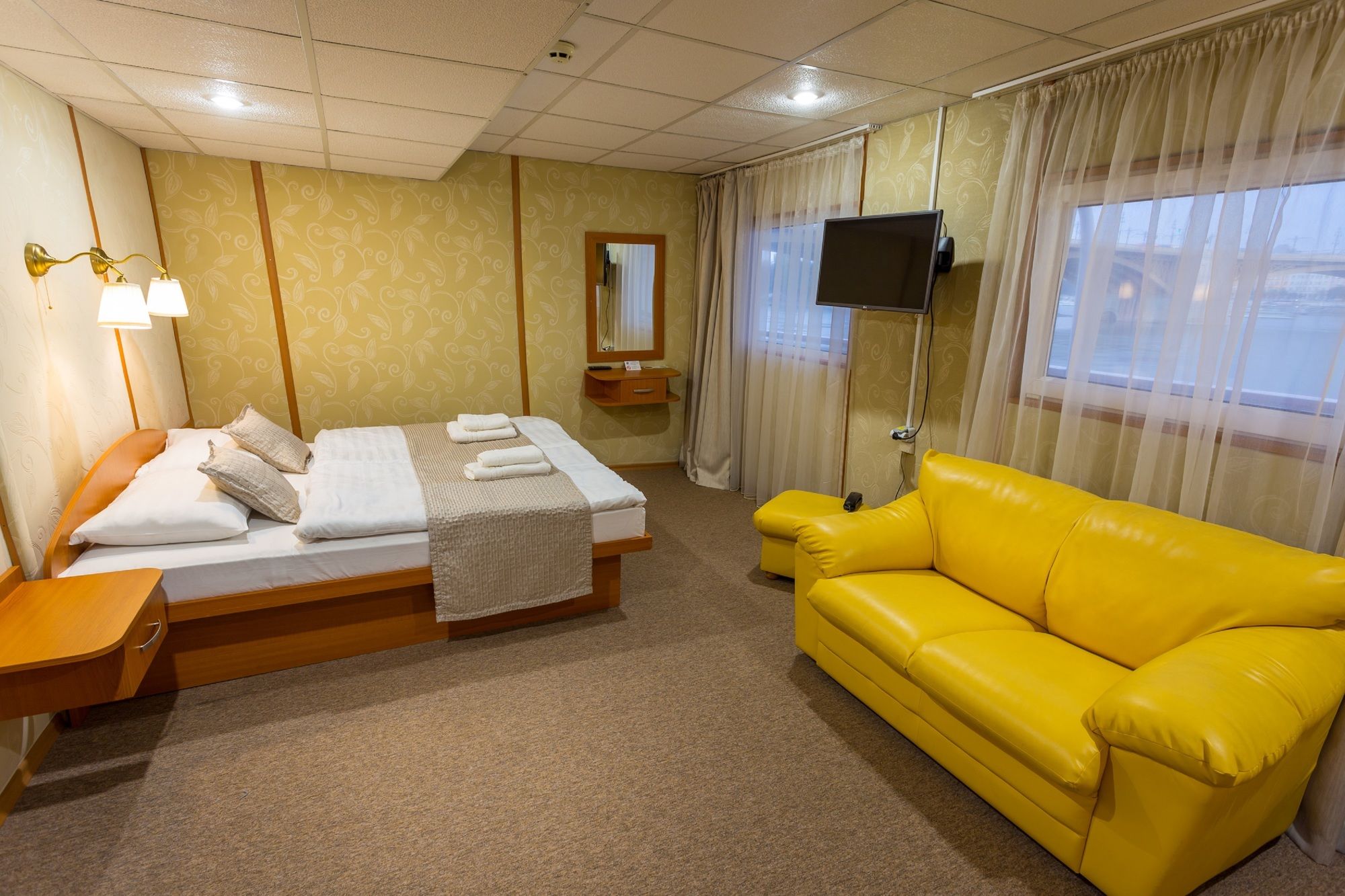 Фото Grand Jules - Boat Hotel