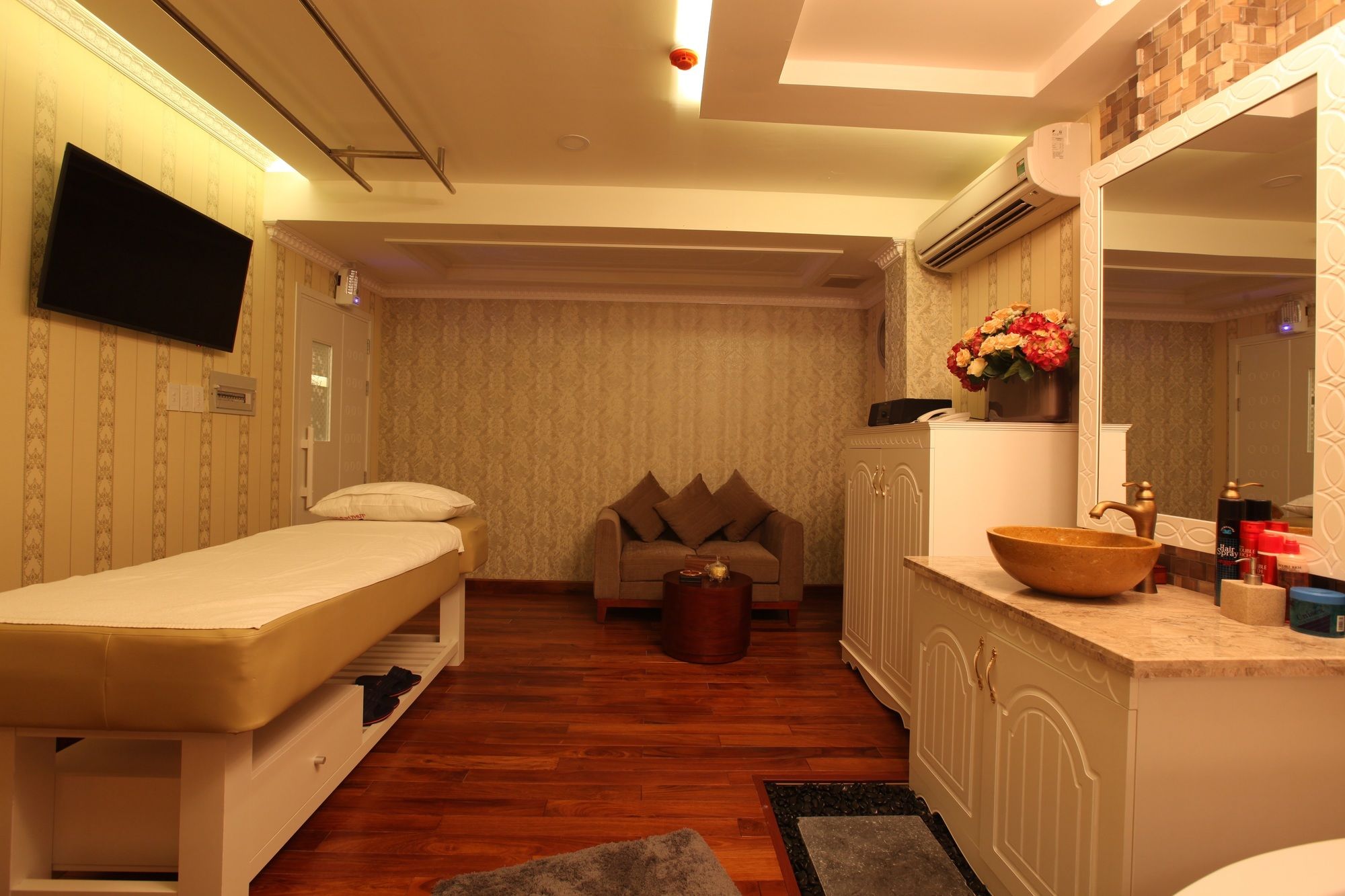 Фото Minh Tam Hotel & SPA 32