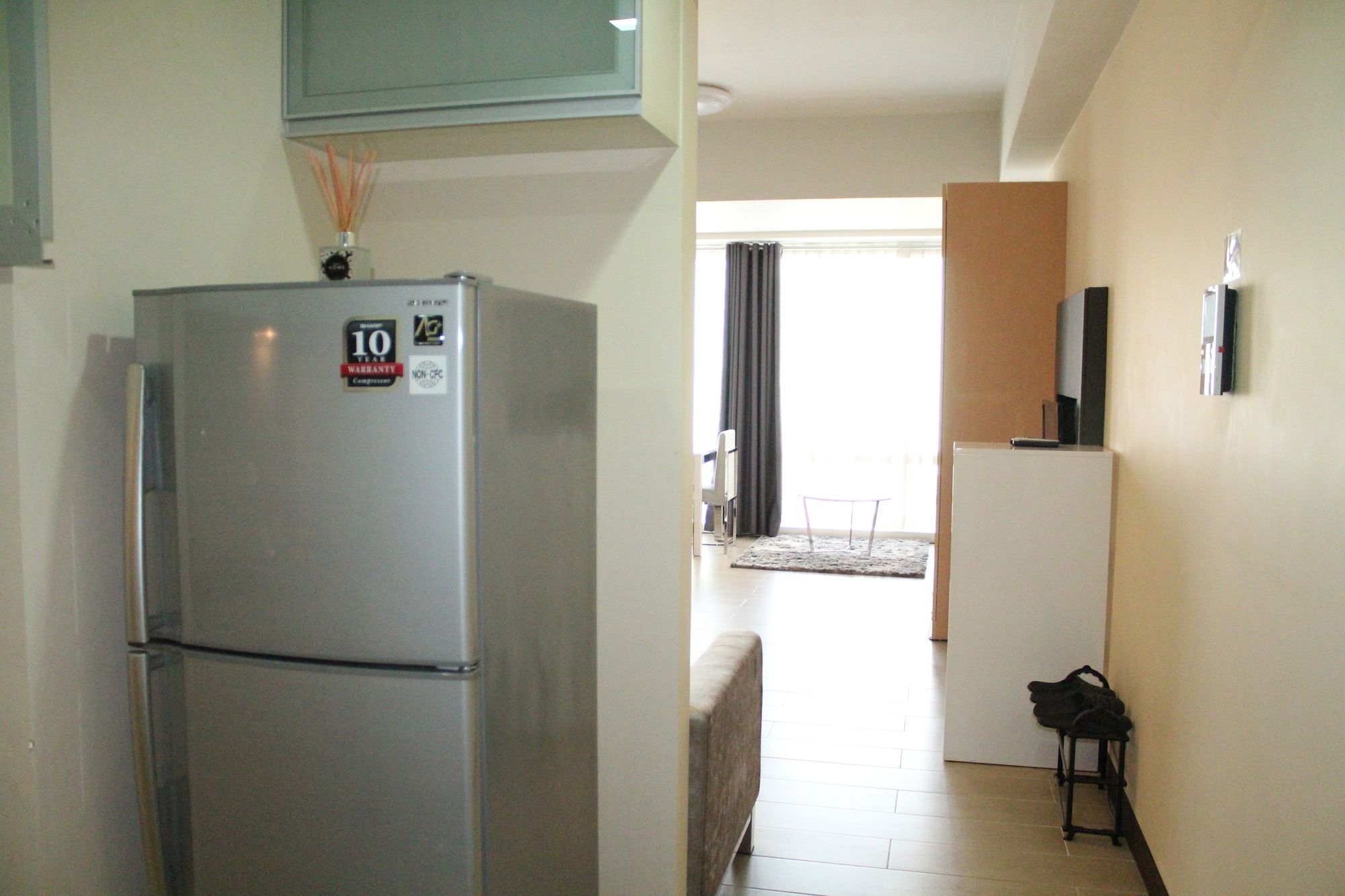 Фото CSuites at Two Central Residences