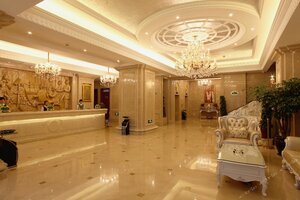 Гостиница Vienna International Hotel Changzhou Railway Station