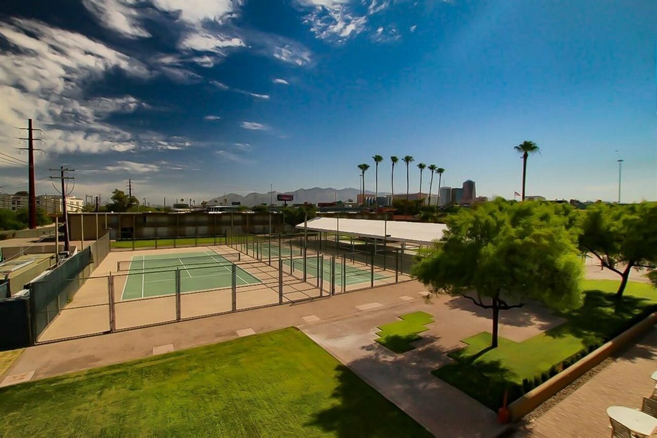 Фото Ramada by Wyndham Tucson