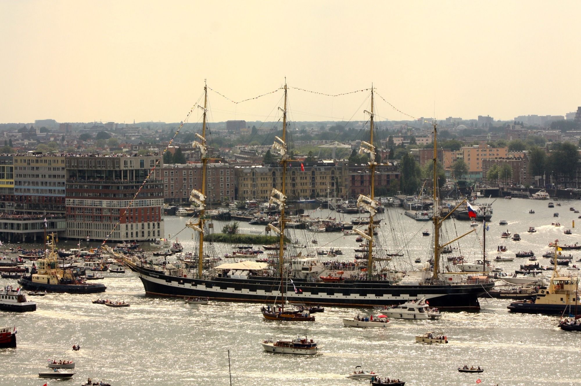 Фото Faralda Crane Hotel Amsterdam