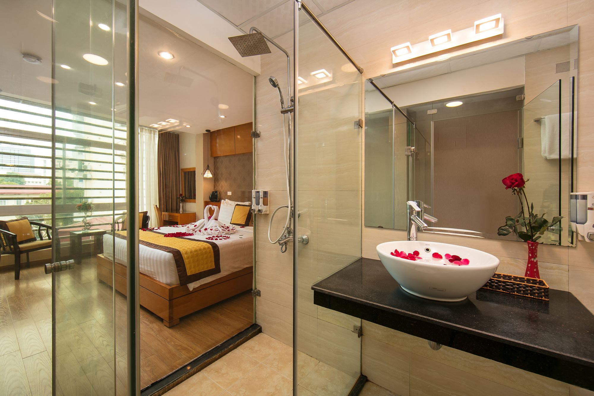 Фото Hanoi Lotus Boutique Hotel