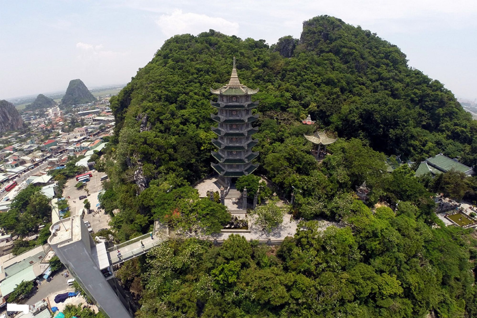 Фото Mandila Beach Hotel DaNang