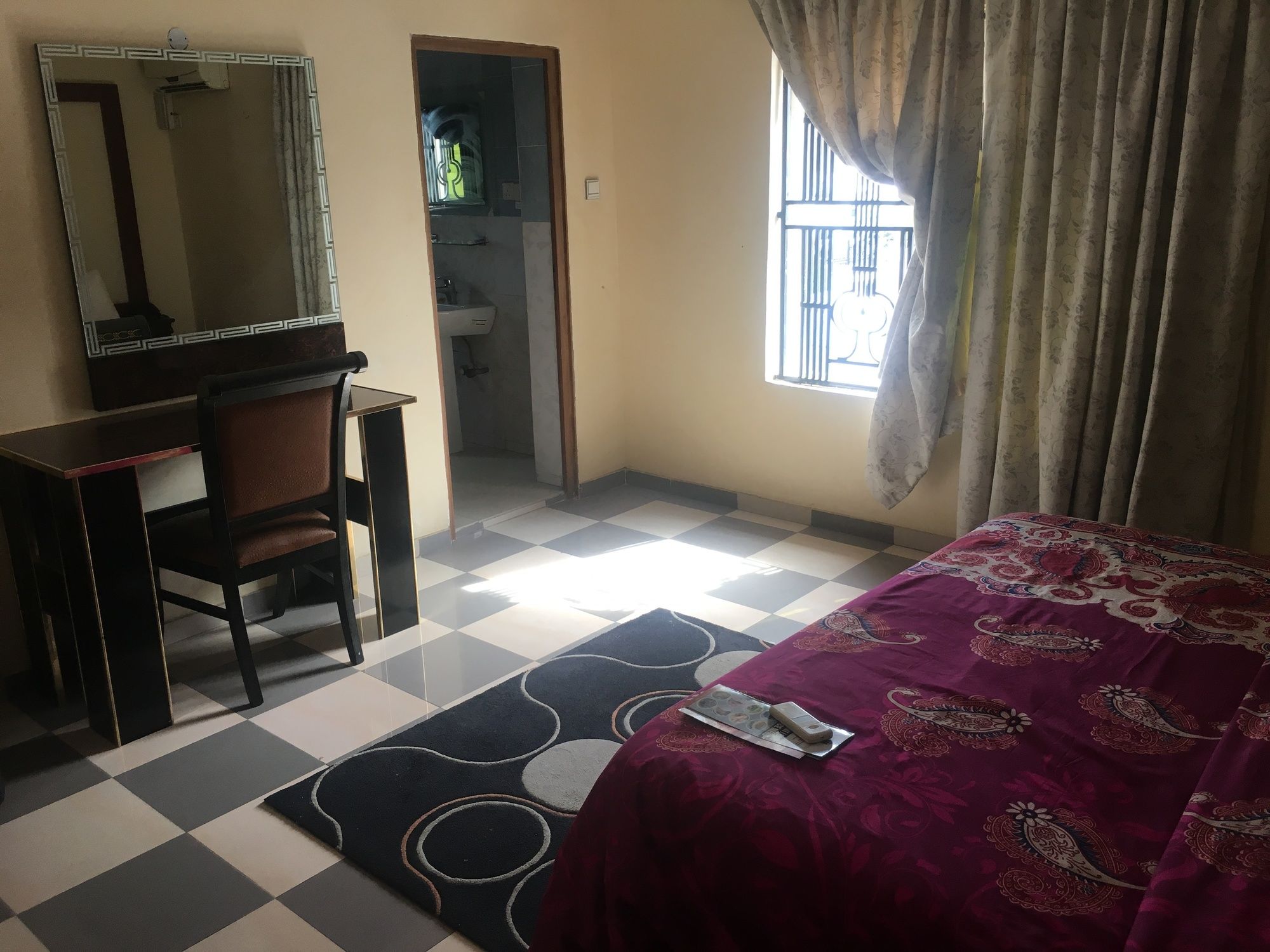 Фото Hymax Grace Hotel and Suites