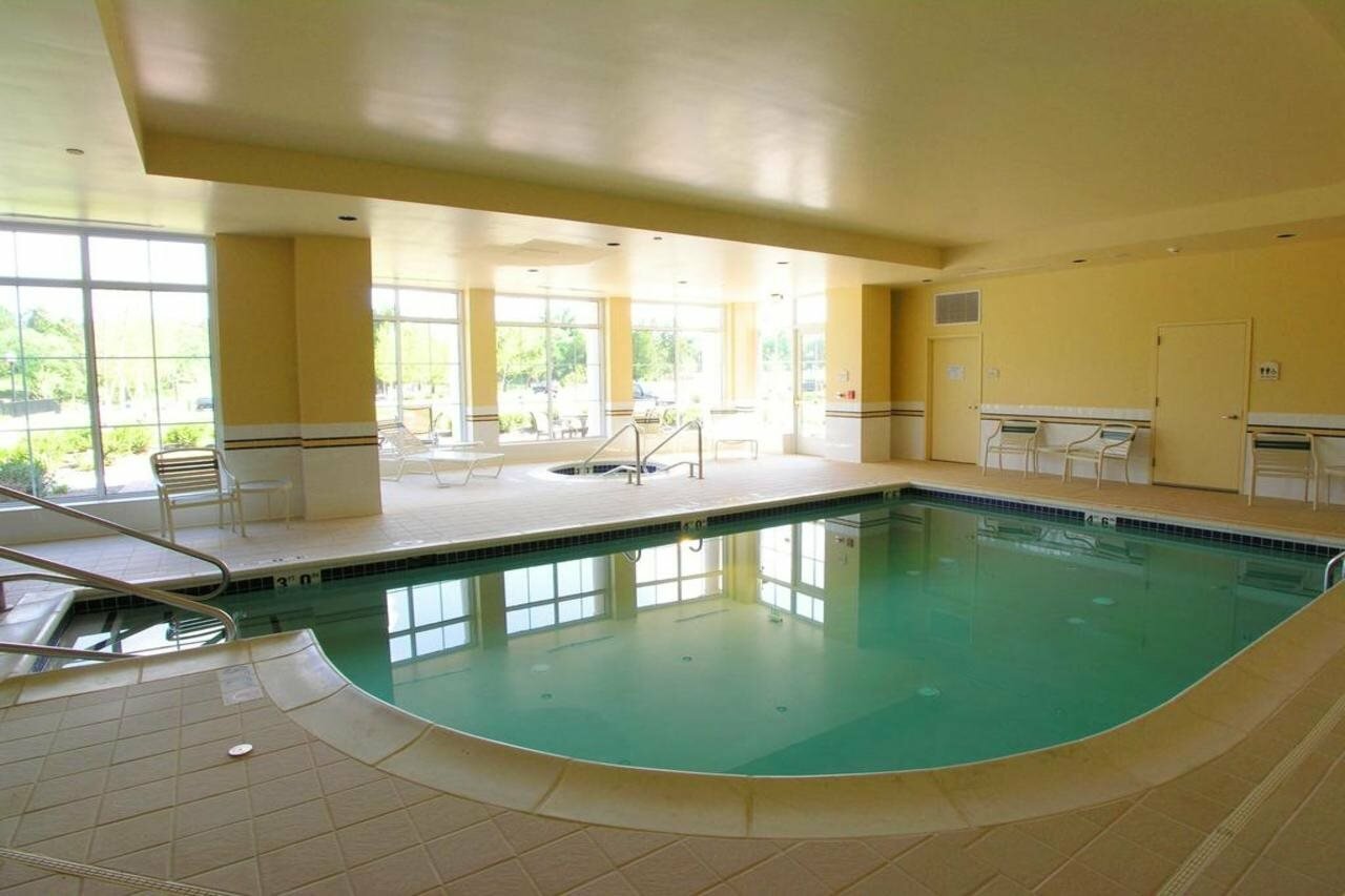 Фото Hilton Garden Inn Suffolk Riverfront