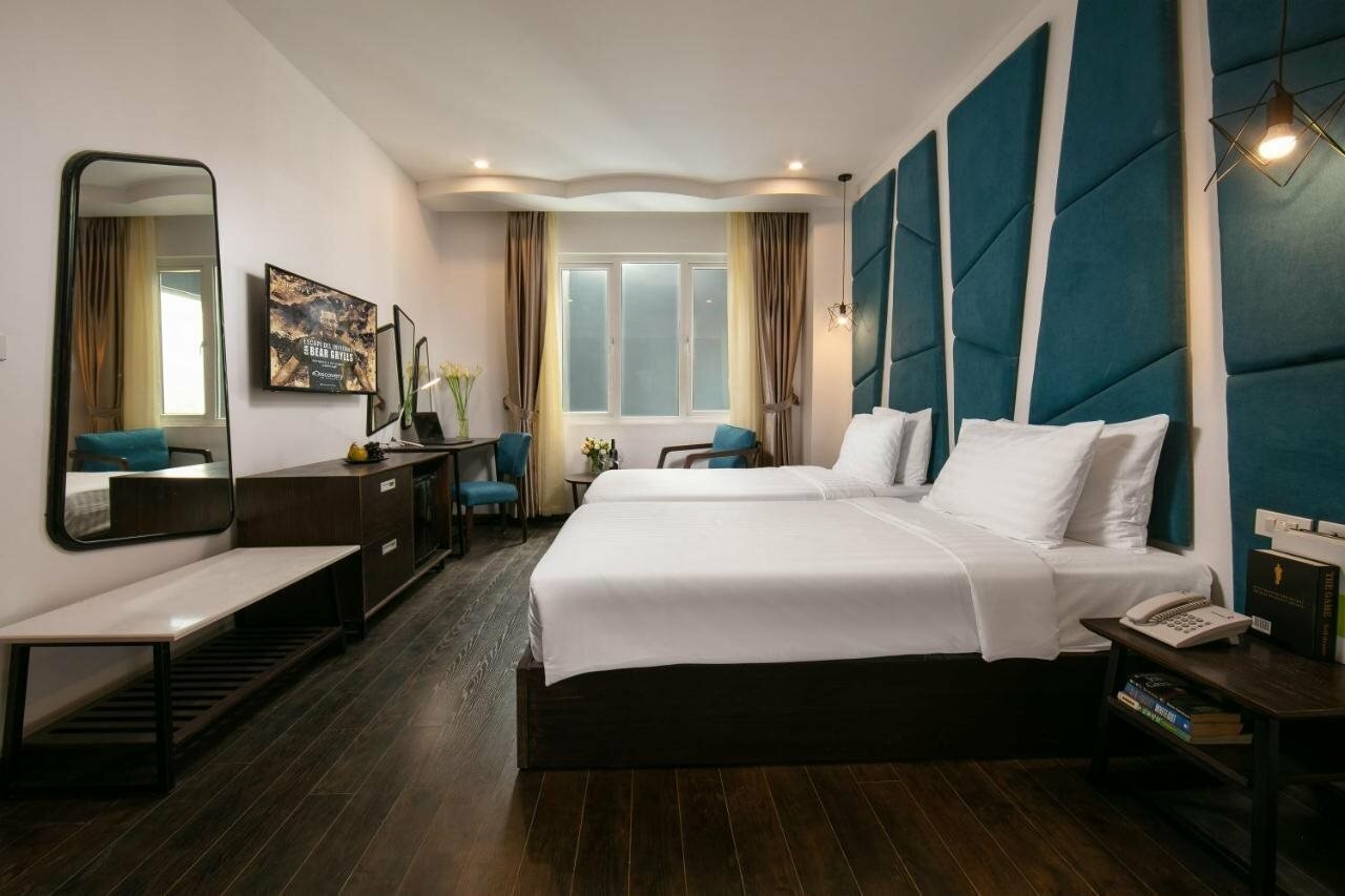 Фото Azalea Parkview Hotel