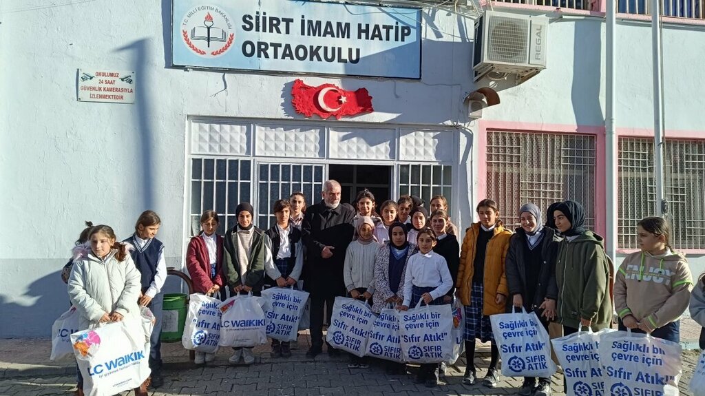 School Siirt Imam Hatip Secondary School, Siirt, photo