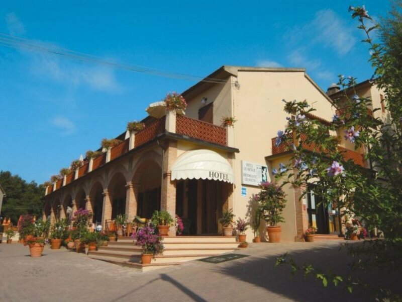 Фото Hotel Le Renaie