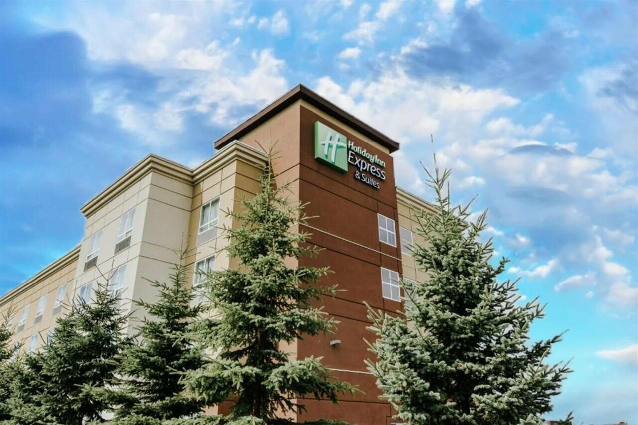 Фото Holiday Inn Express & Suites Spruce Grove - Stony Plain, an Ihg Hotel