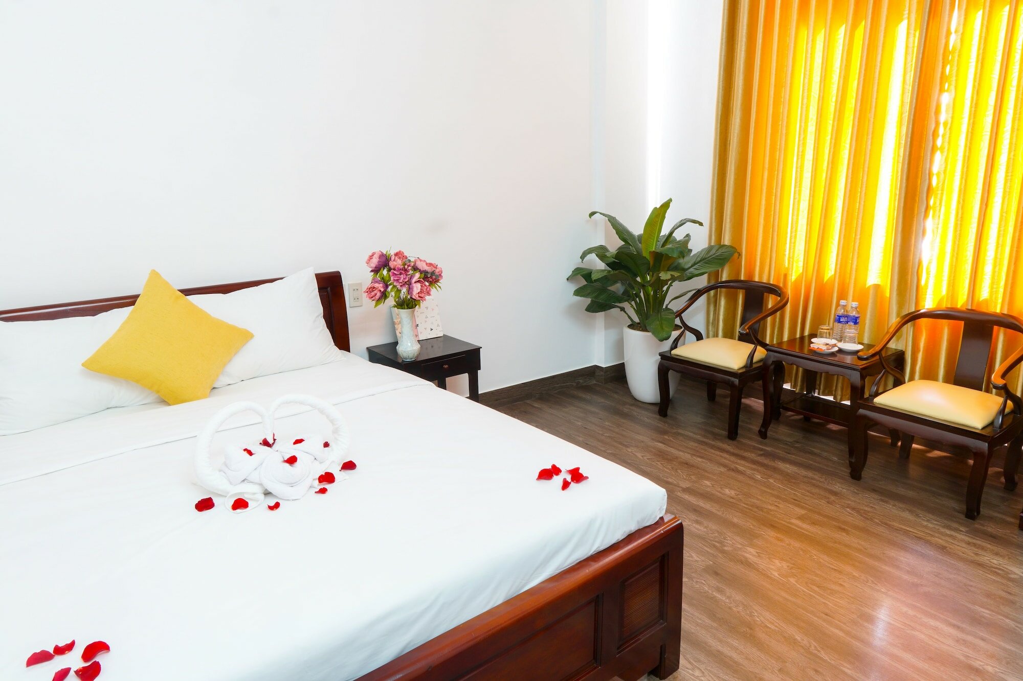 Фото Hue Royal Hotel